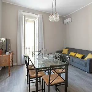 Vittoria Corner - Bymyhomeincomo Casa vacanze Côme