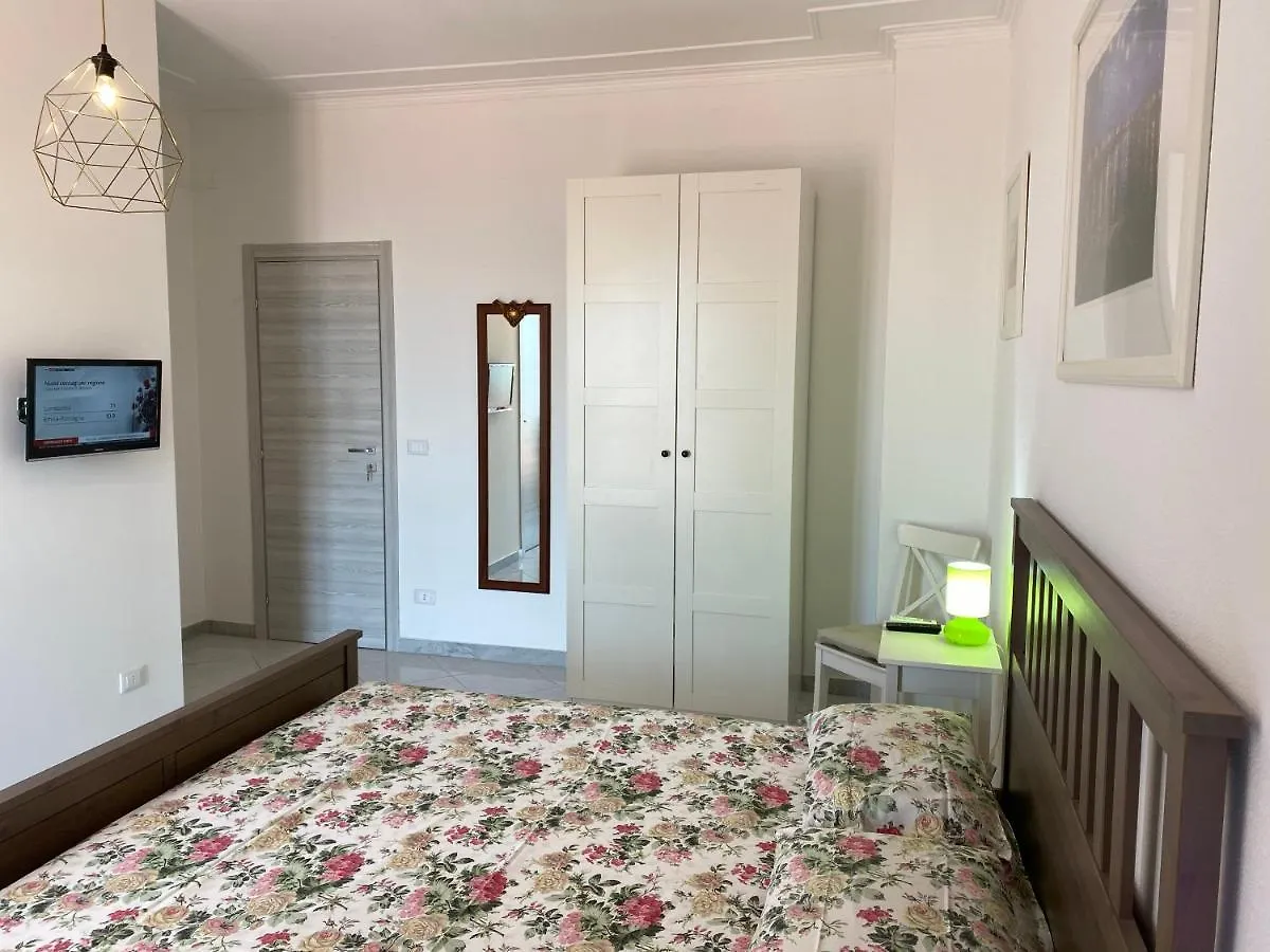 Bed & Breakfast Villa Leucatia Sant'Agata Li Battiati Italy