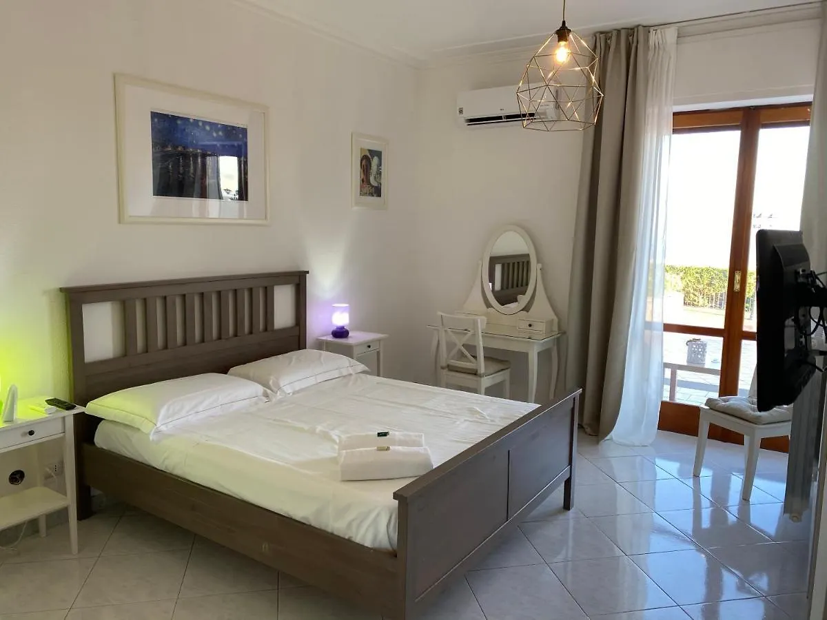 Villa Leucatia Sant'Agata Li Battiati 0*,  Italië