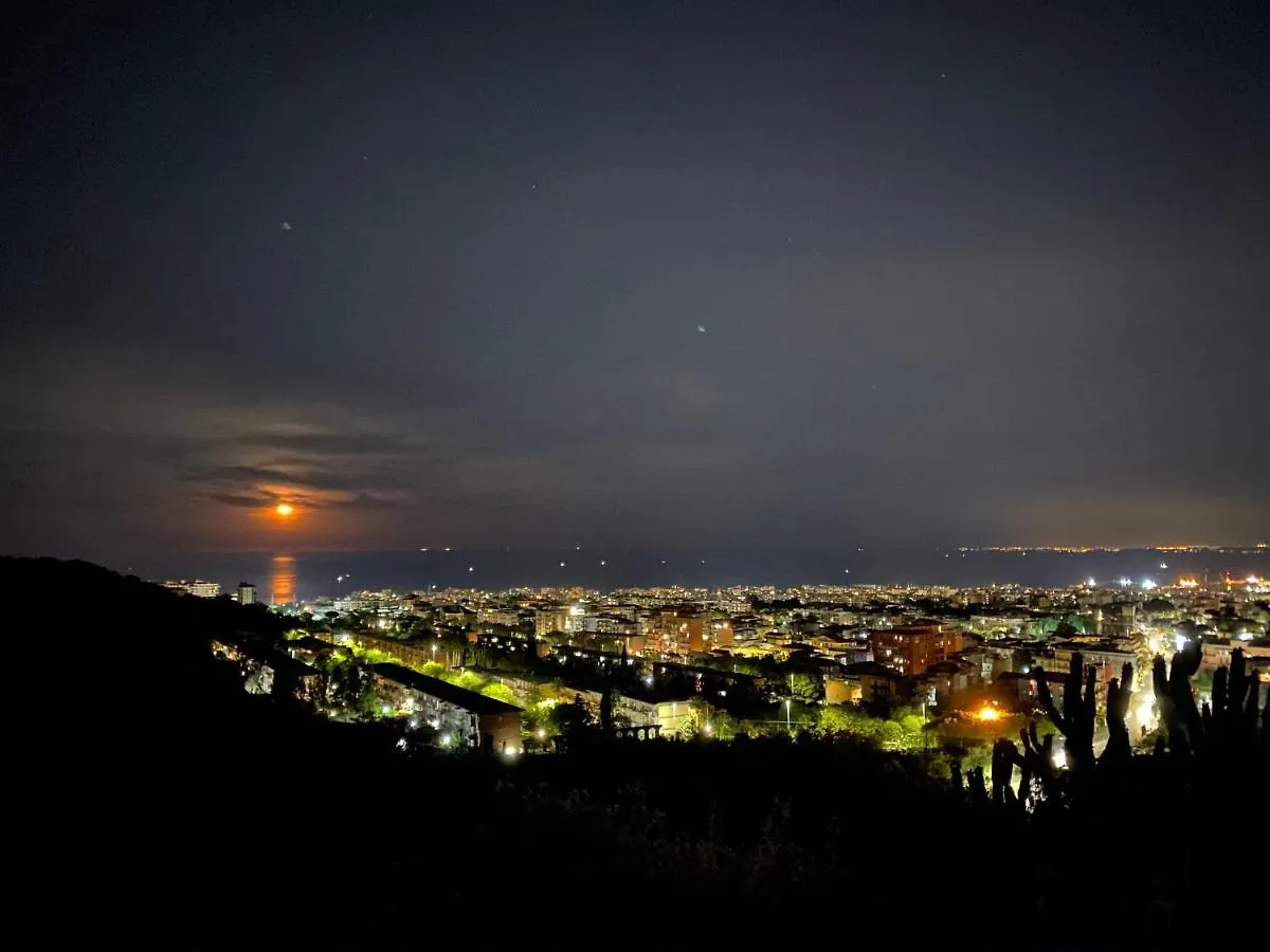 Bed & Breakfast Villa Leucatia Sant'Agata Li Battiati Italië