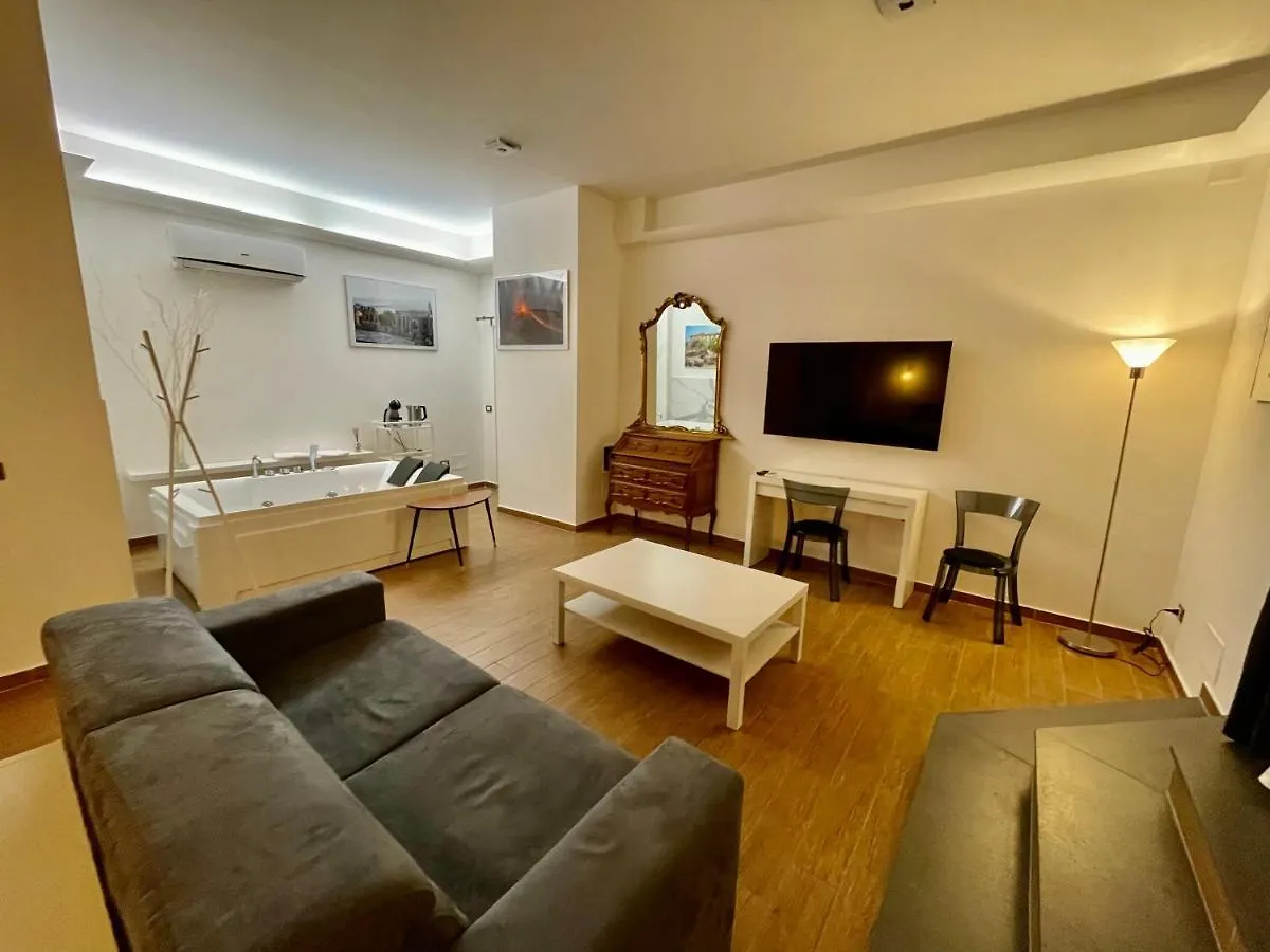Bed & Breakfast Villa Leucatia Sant'Agata Li Battiati Italy