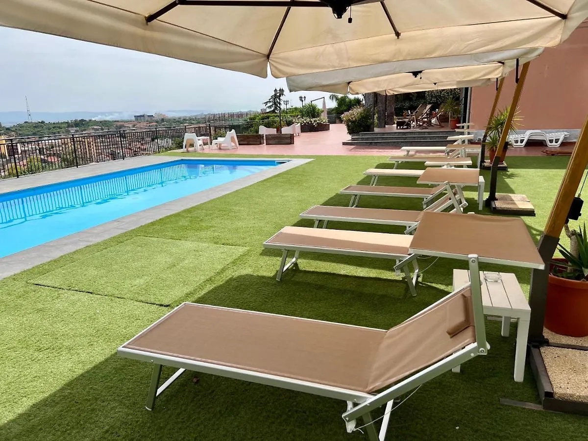 Villa Leucatia Sant'Agata Li Battiati 0*,  Italië
