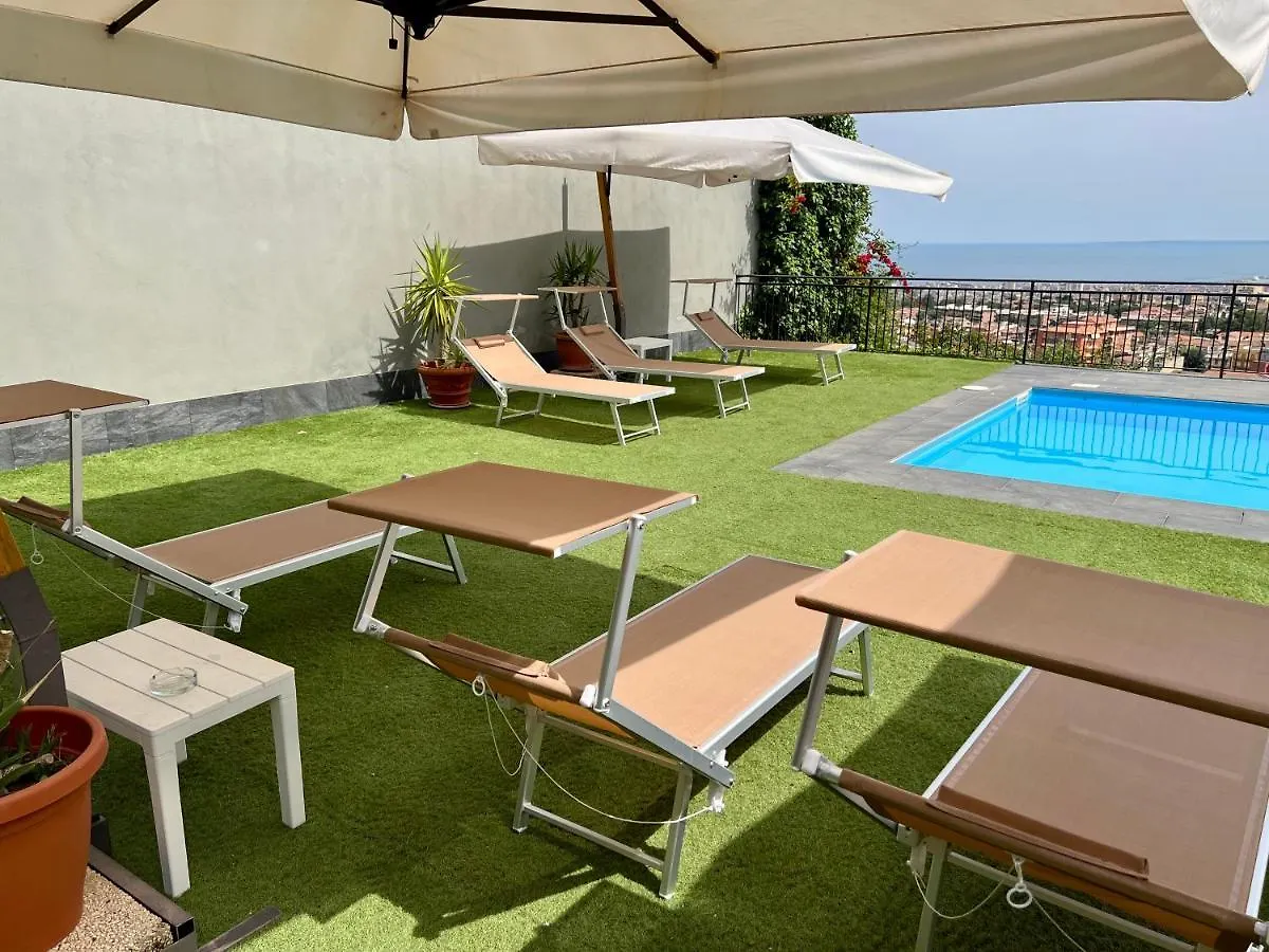 Villa Leucatia Sant'Agata Li Battiati 0*,